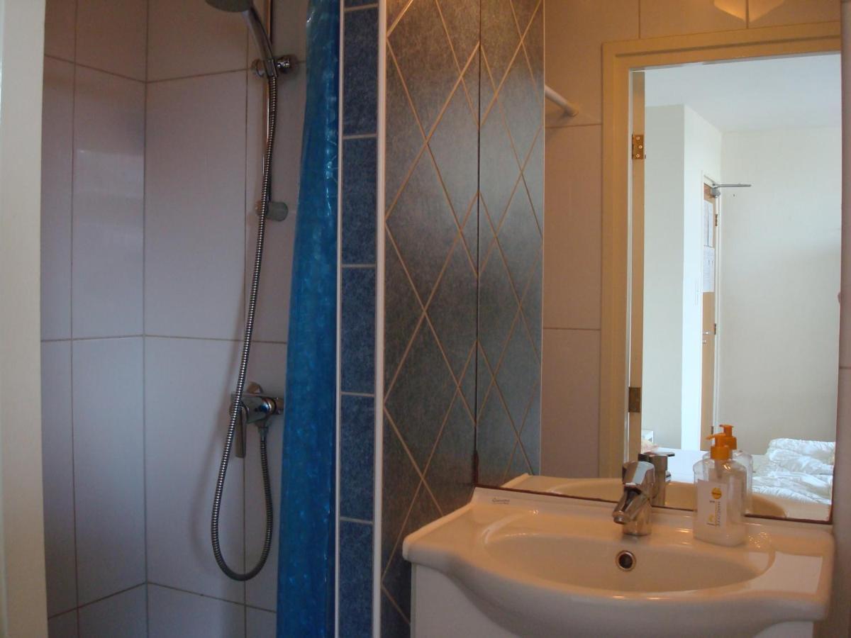 Hotel Rasch แบร์เกิน อาน ซี ภายนอก รูปภาพ